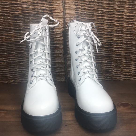 White Charles Albert Platform Boots - Picture 6 of 11